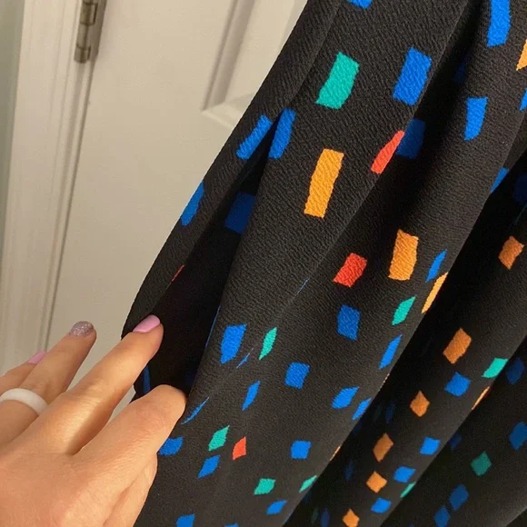 Retro dress, very stretchy and comfy! - Picture 4 of 6